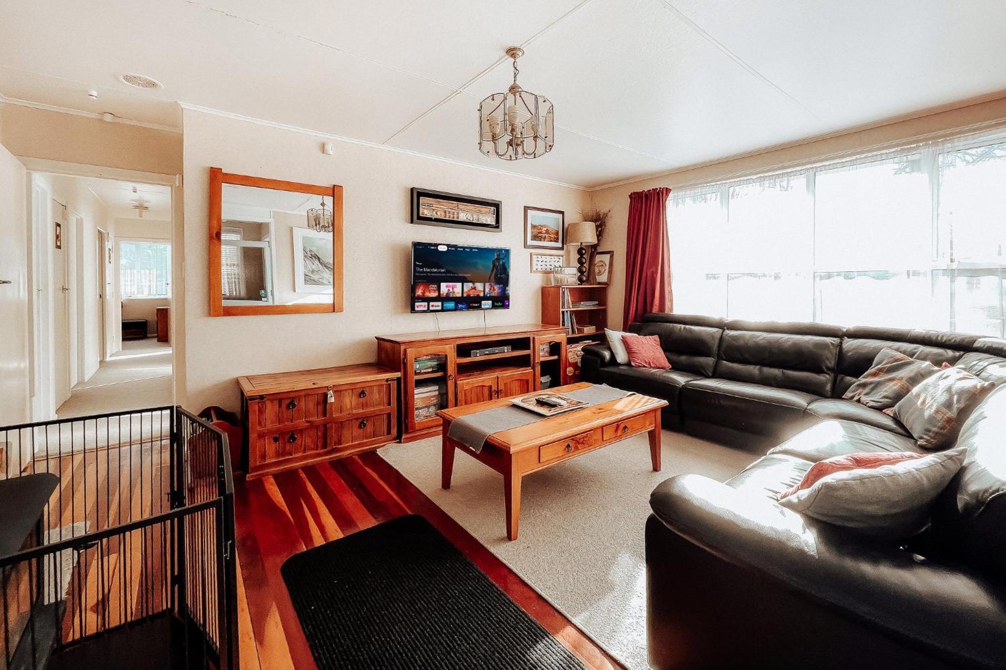 Alpine House Tongariro - Turangi Holiday Home المظهر الخارجي الصورة